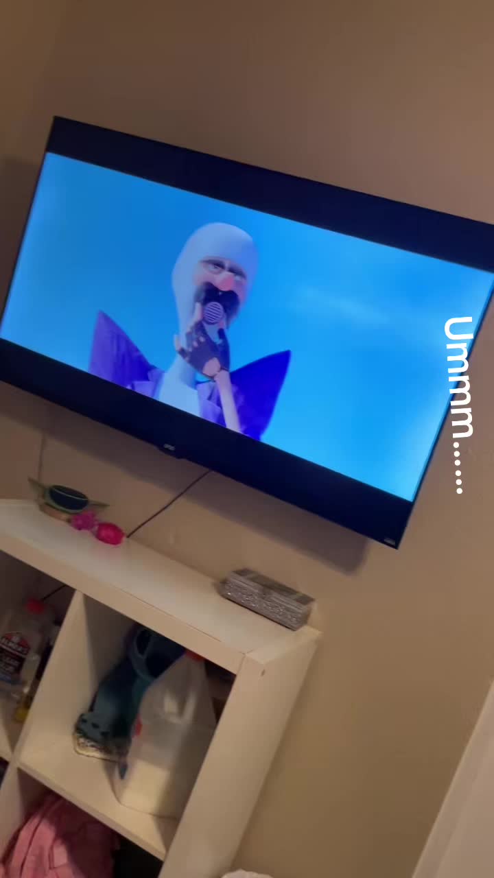 @ROSALIEEEEEE