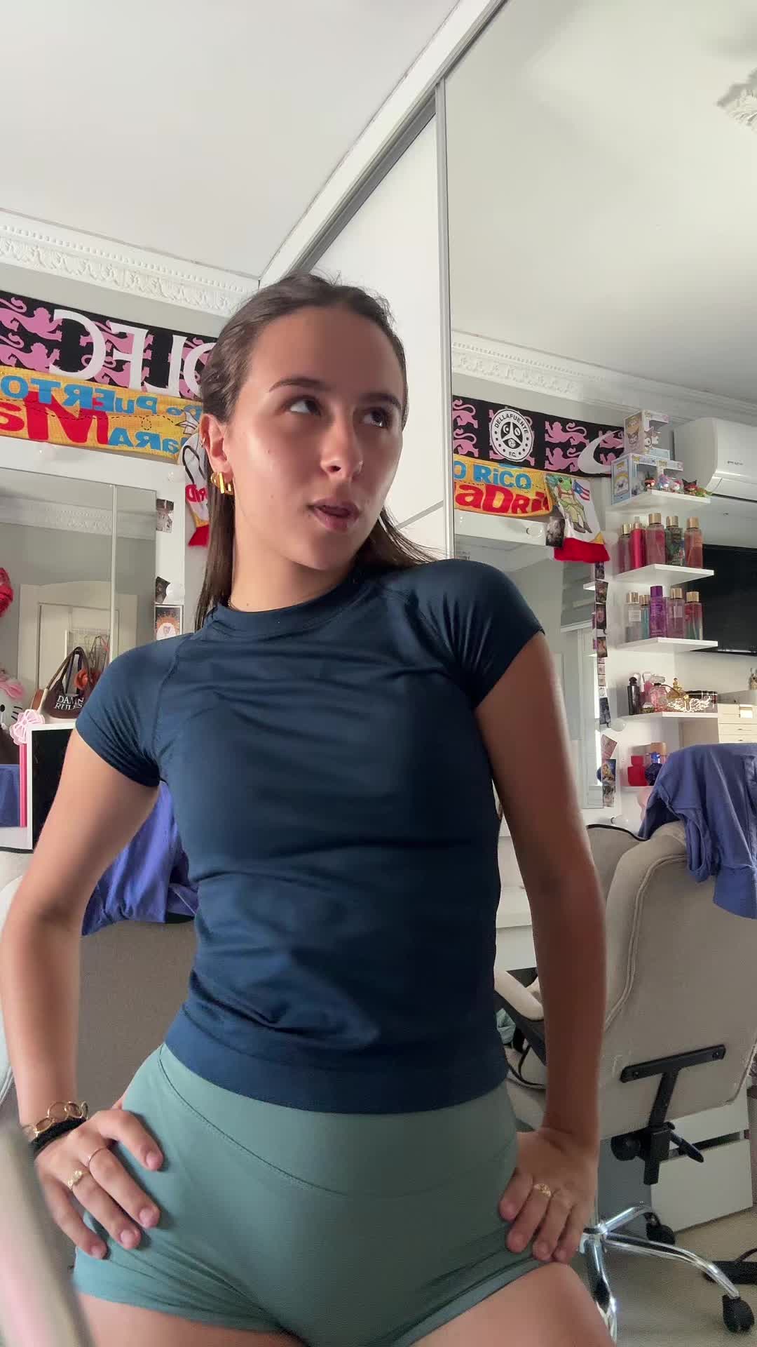 @️