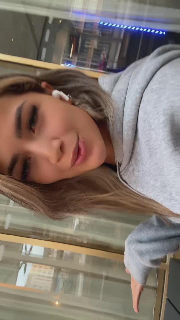 @Sofia.amz