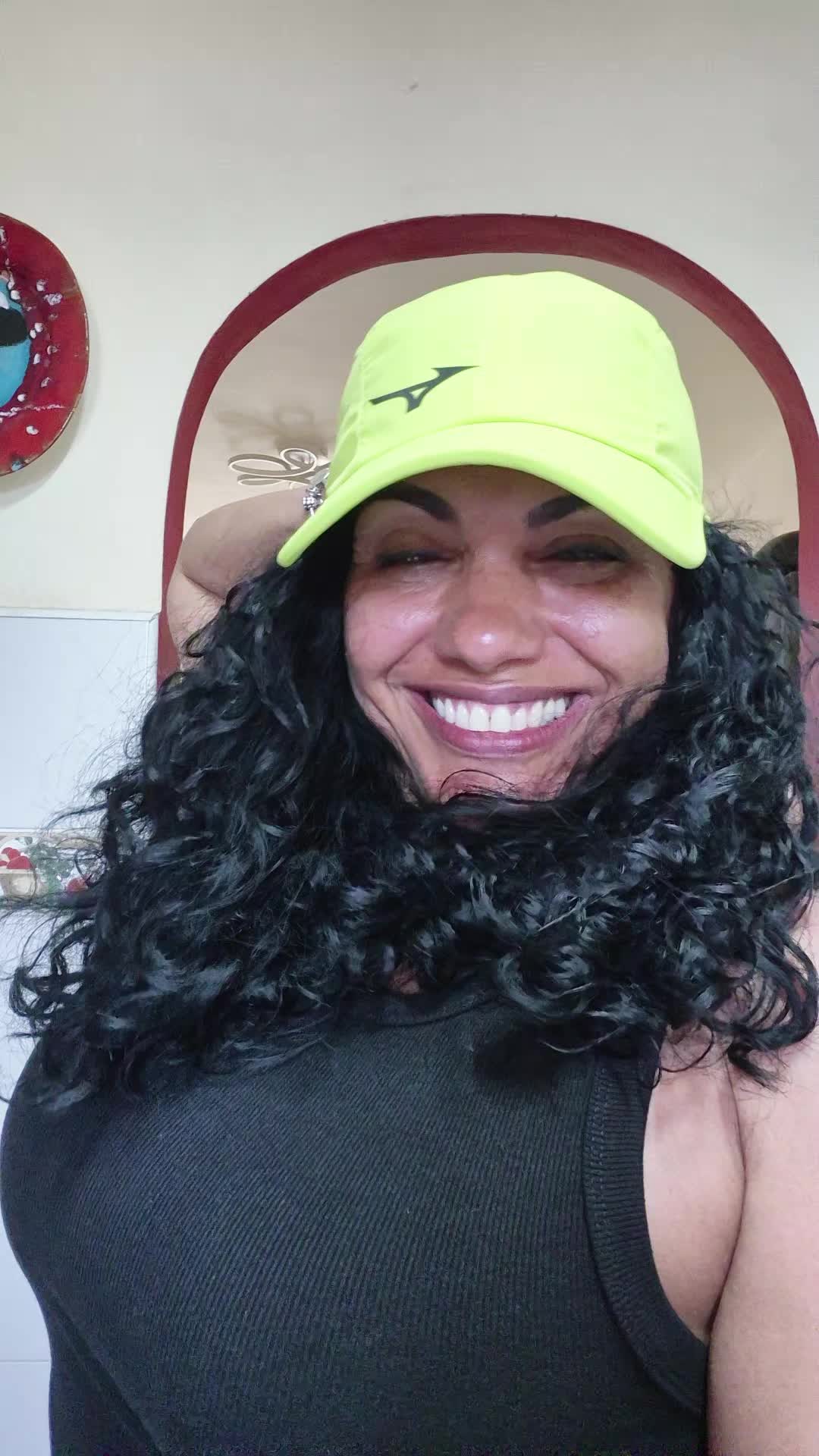 @yanitborrero