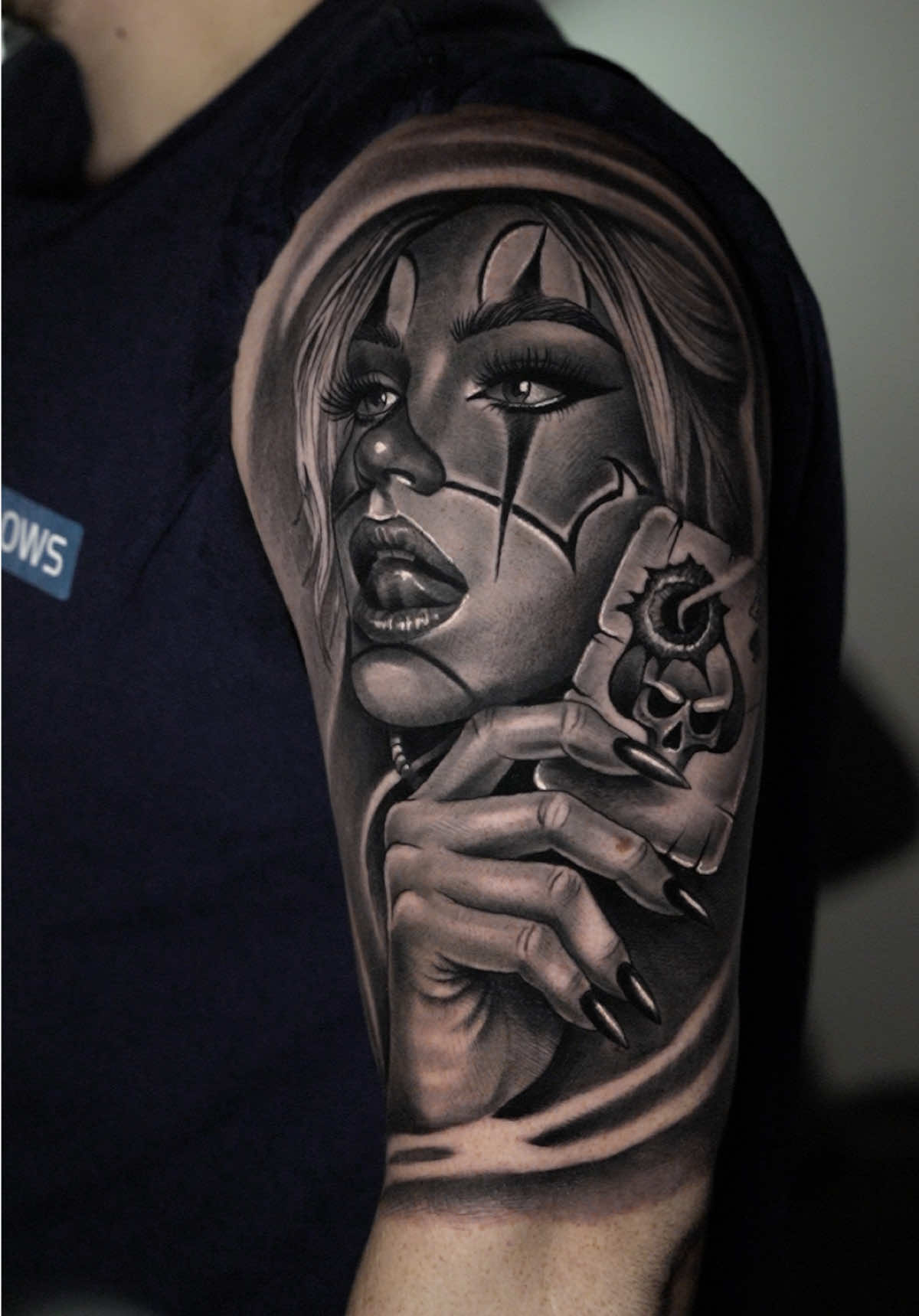 @Blackcloud Tattoo Artist