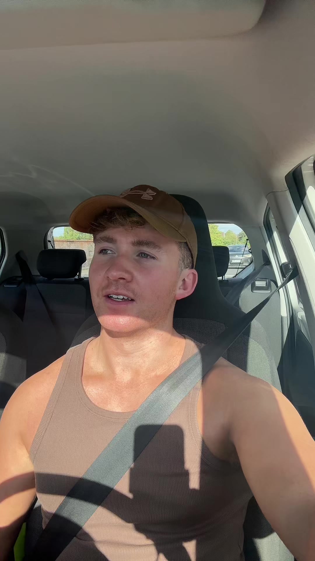 @itzisaacjames