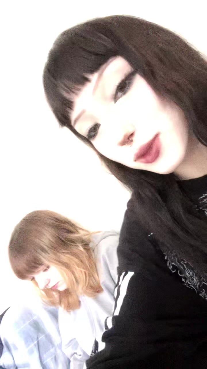 @(kvikys)