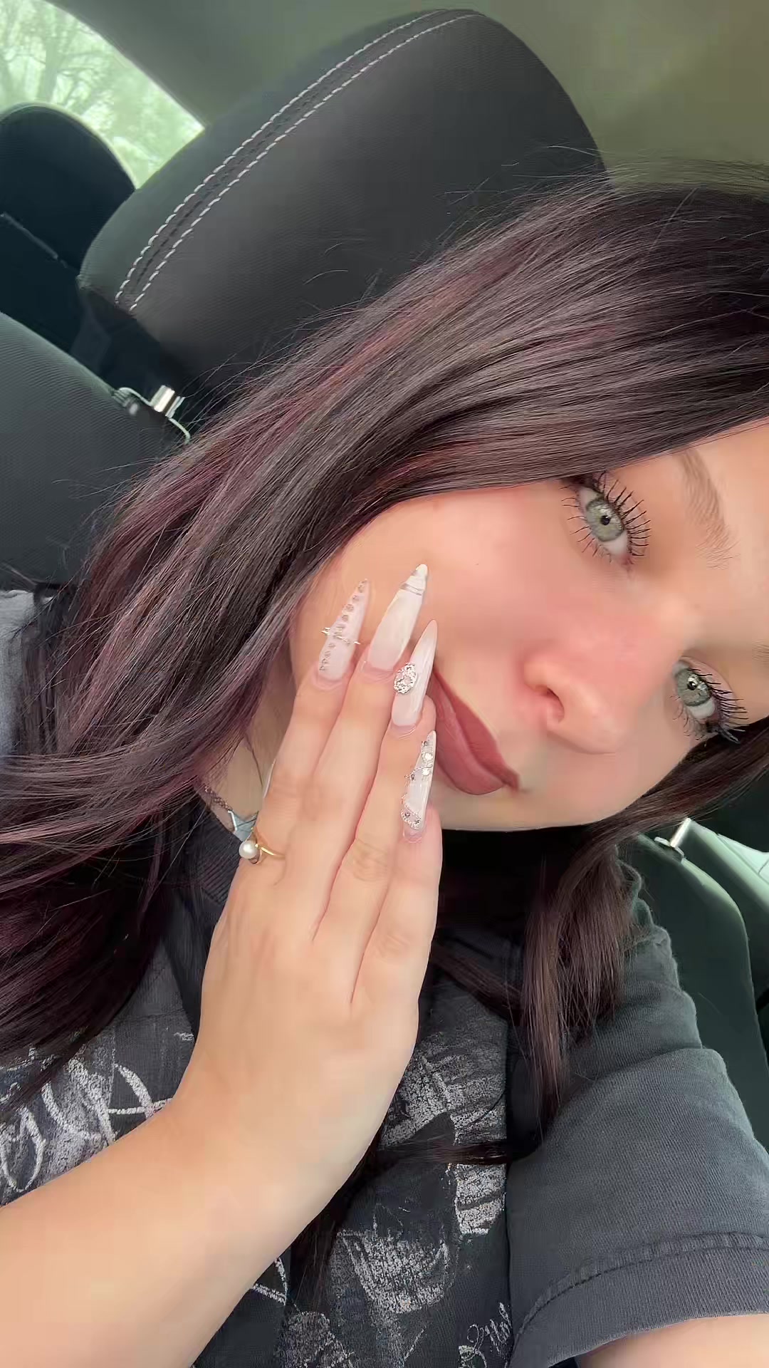 @LOLA🔥🥸🦭