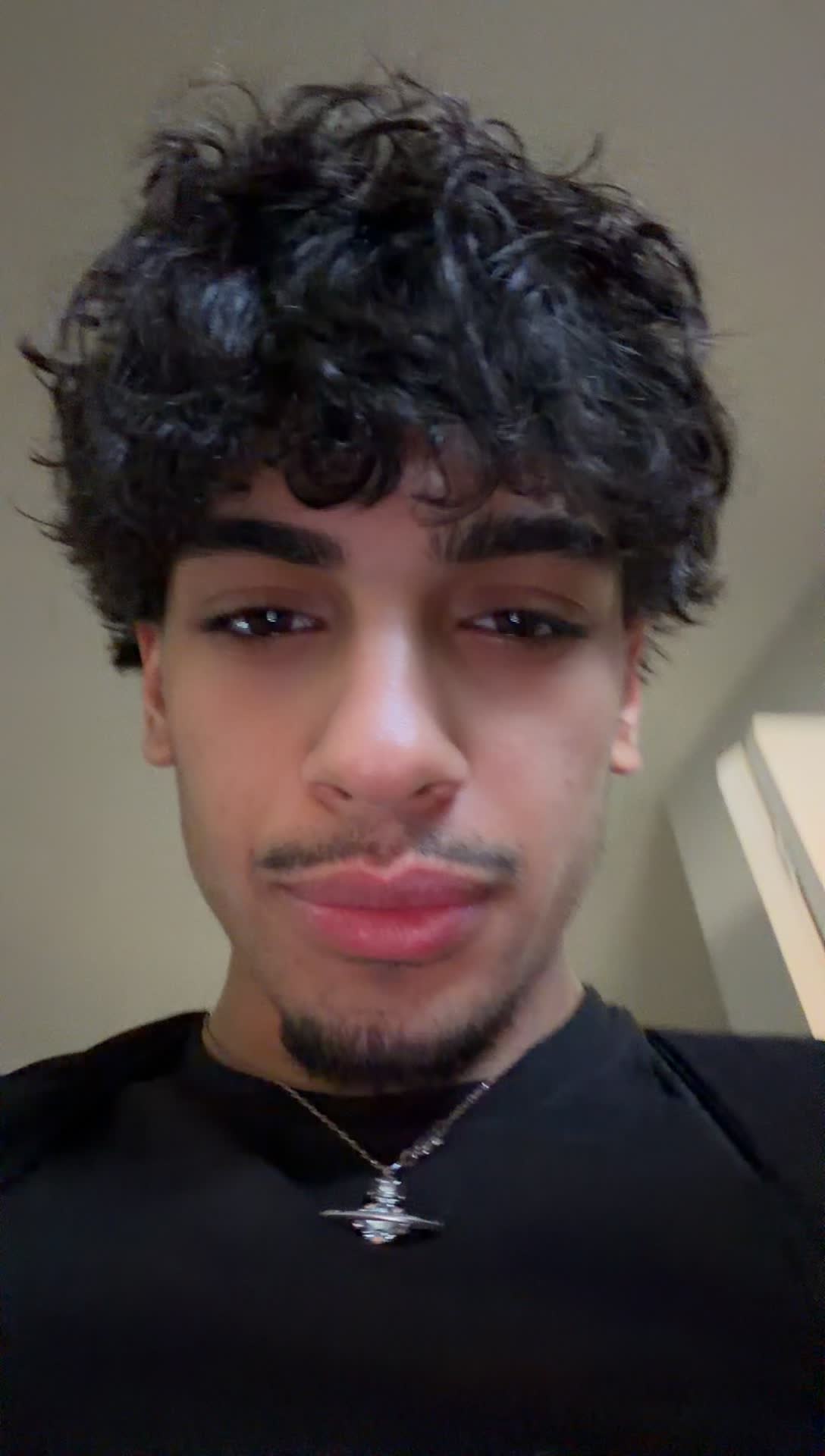 @Ja4️⃣
