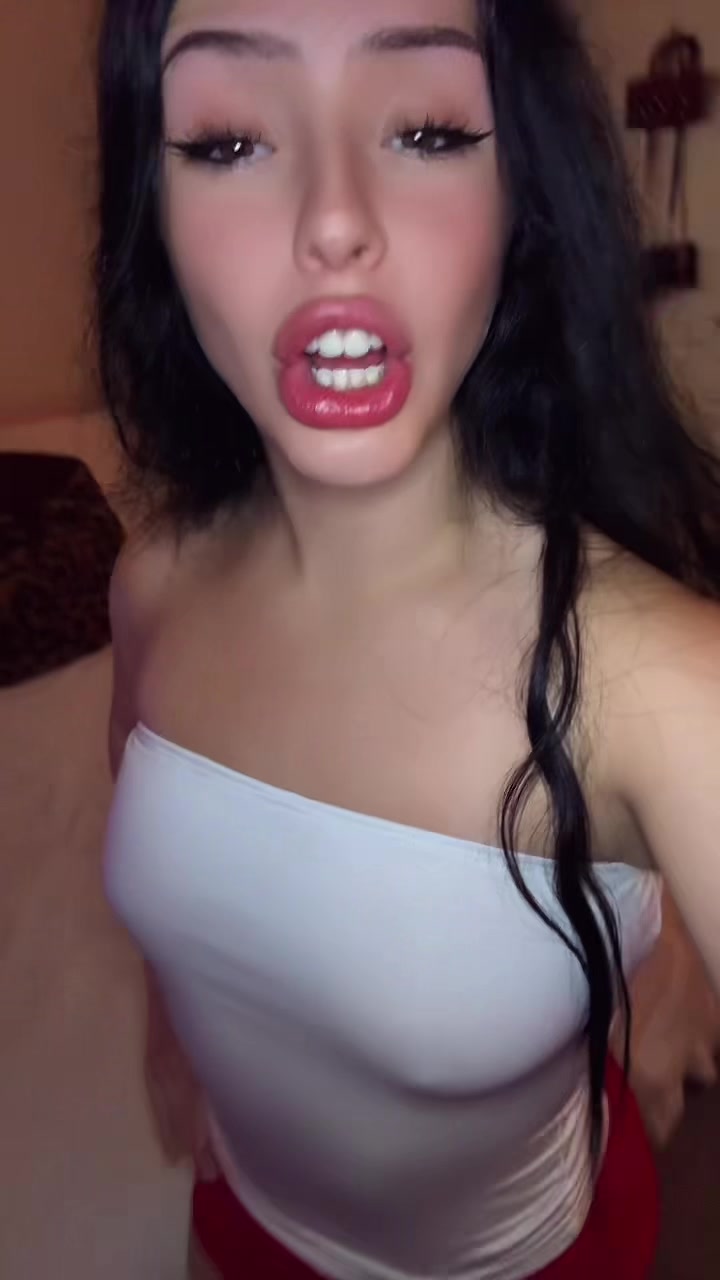 @😽