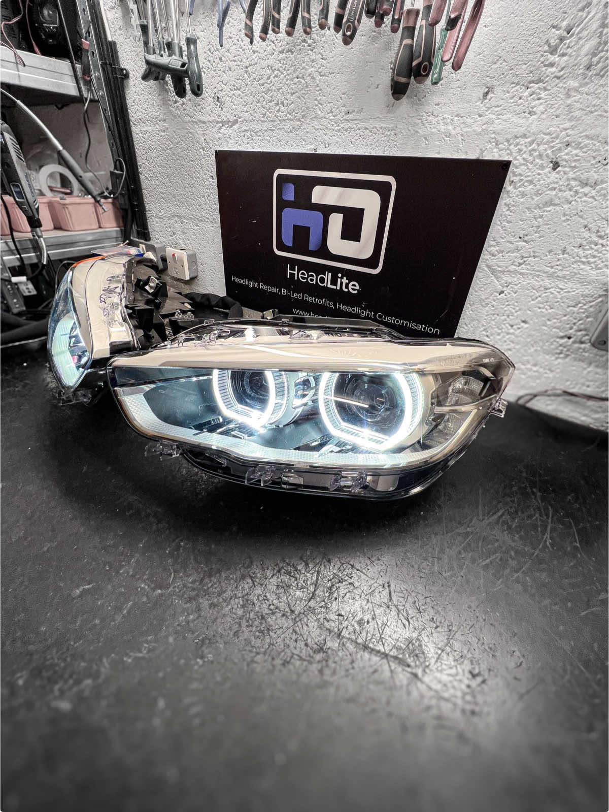 @HeadLite.UK