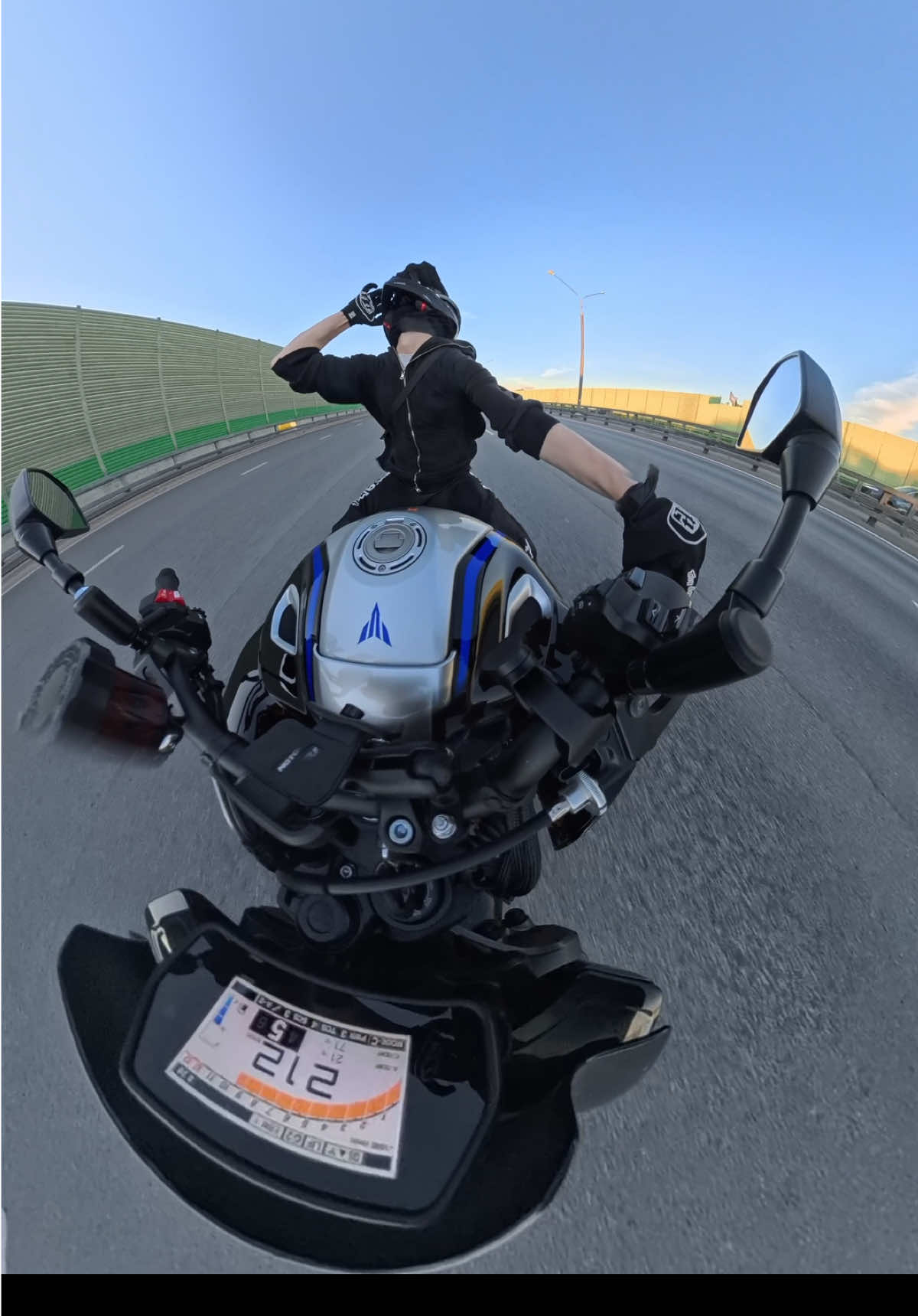 @Kawasaki_7_MX