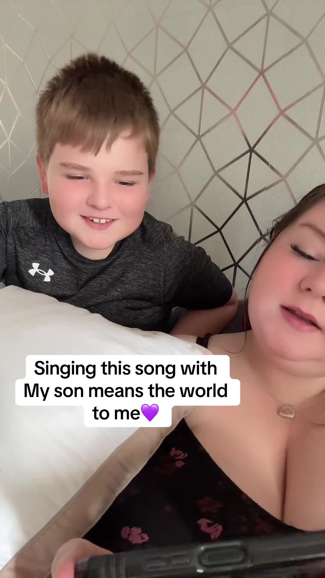 @laurenannrosso☁️💜