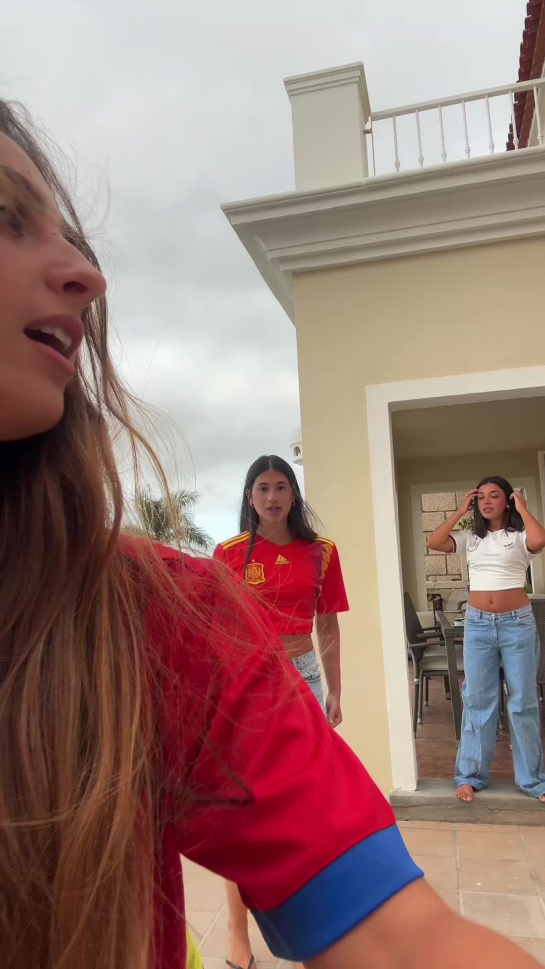 @andreab