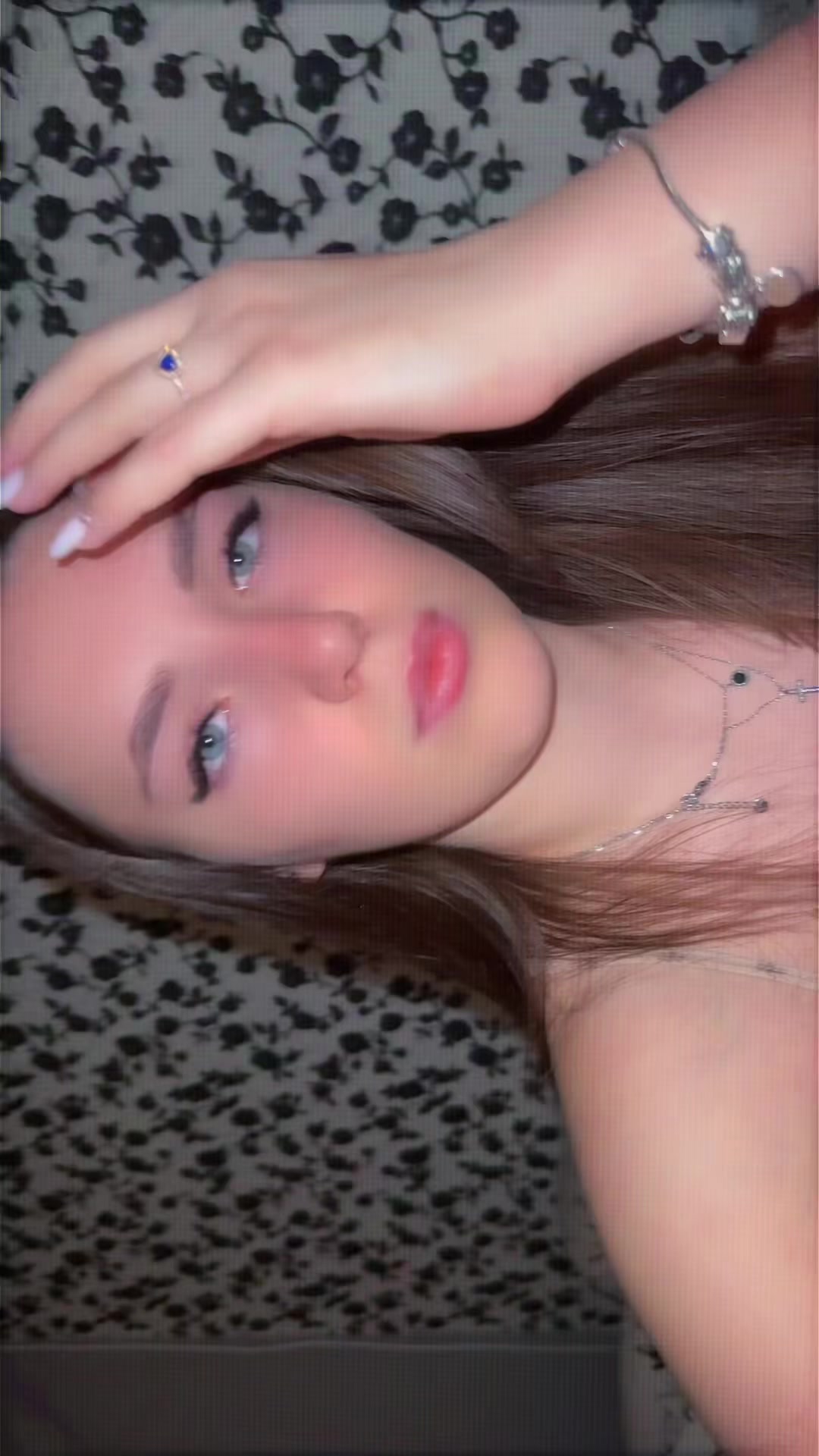 @Ionellaa