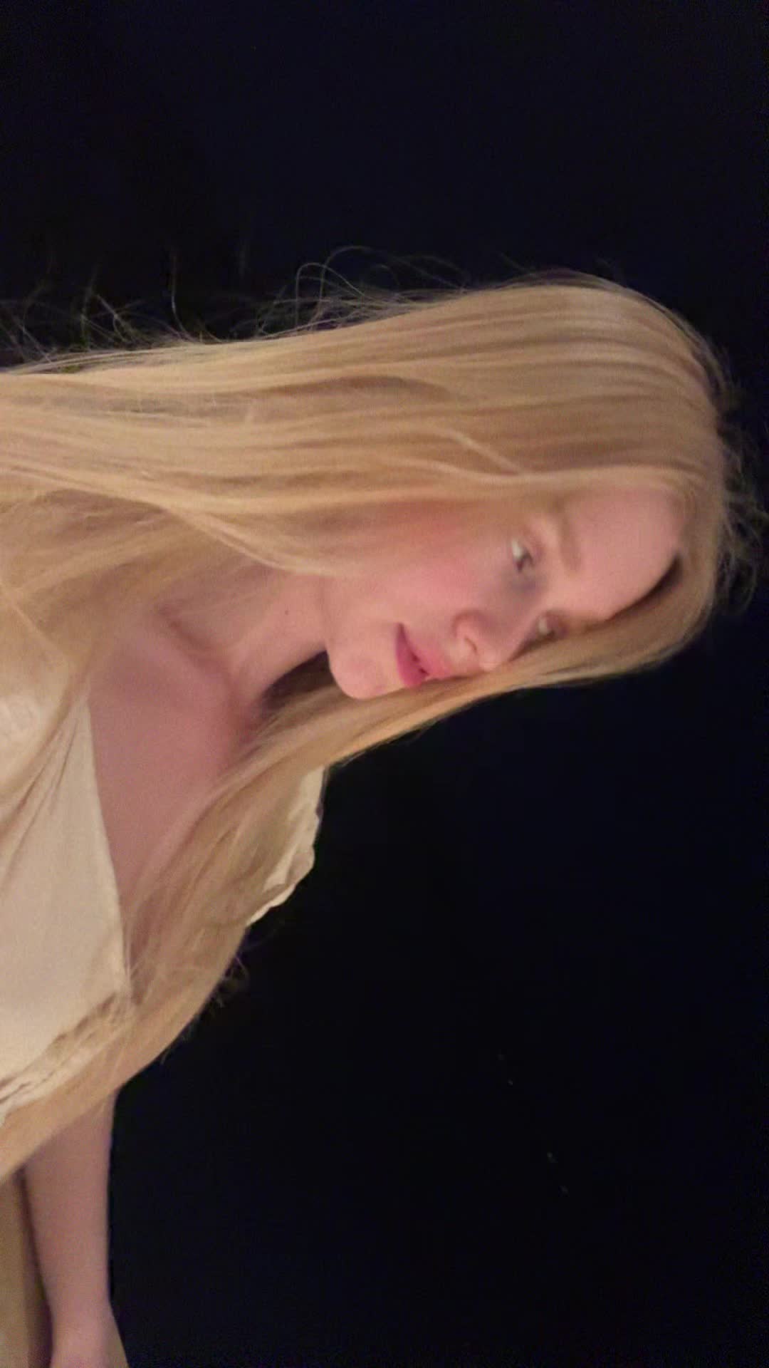 @vladaelfie