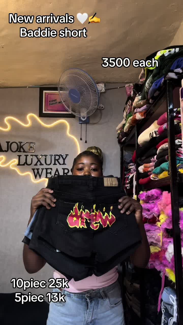 @AJOKE LUXURY WEARS๐๏ธ๐ค๐