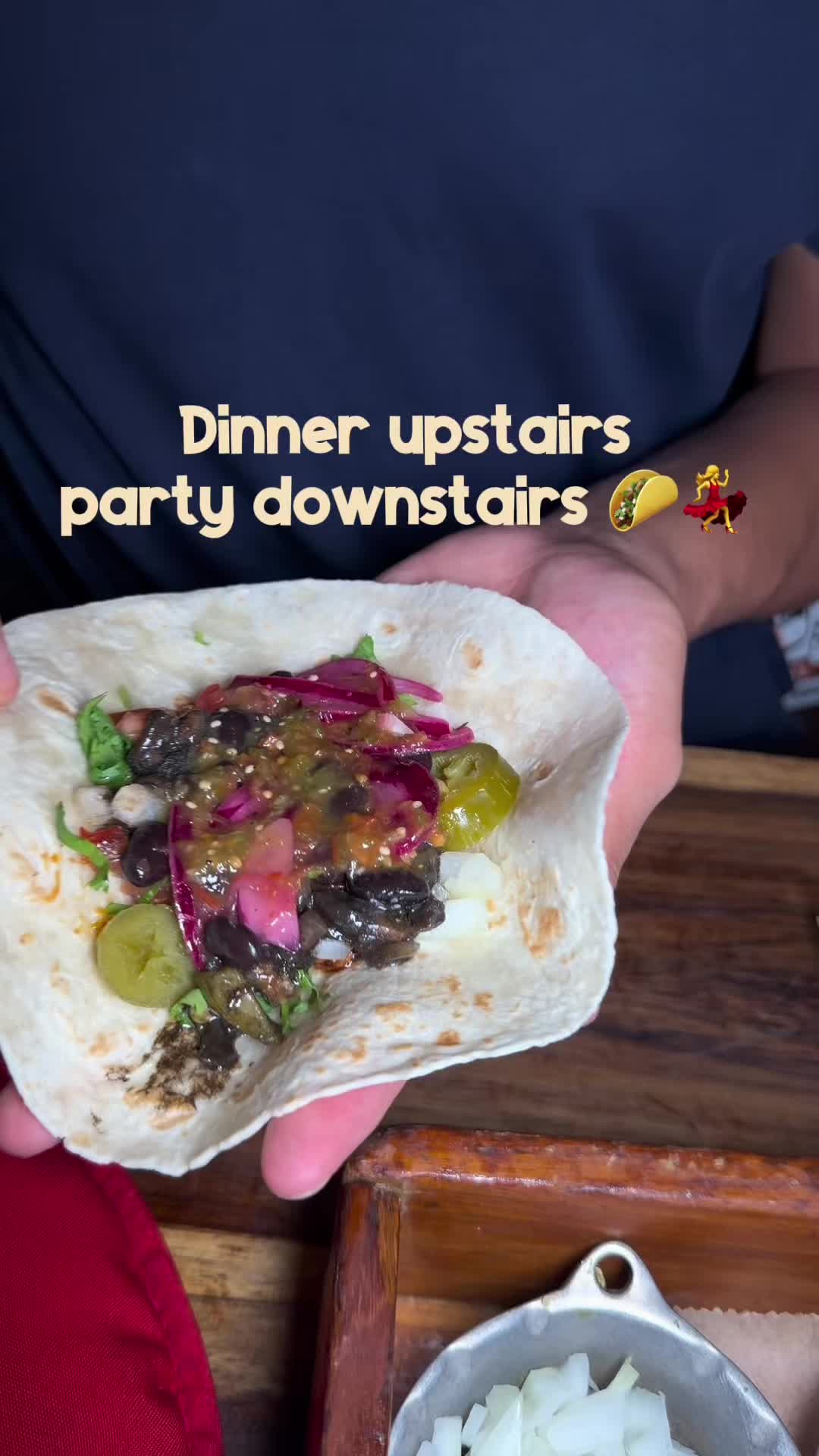 @daniela eats 🍸🍴🧸✨