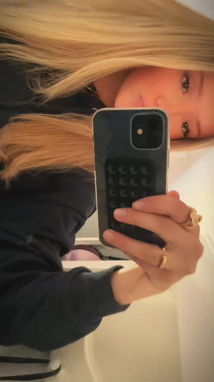 @𝑳𝑶𝑽𝑨