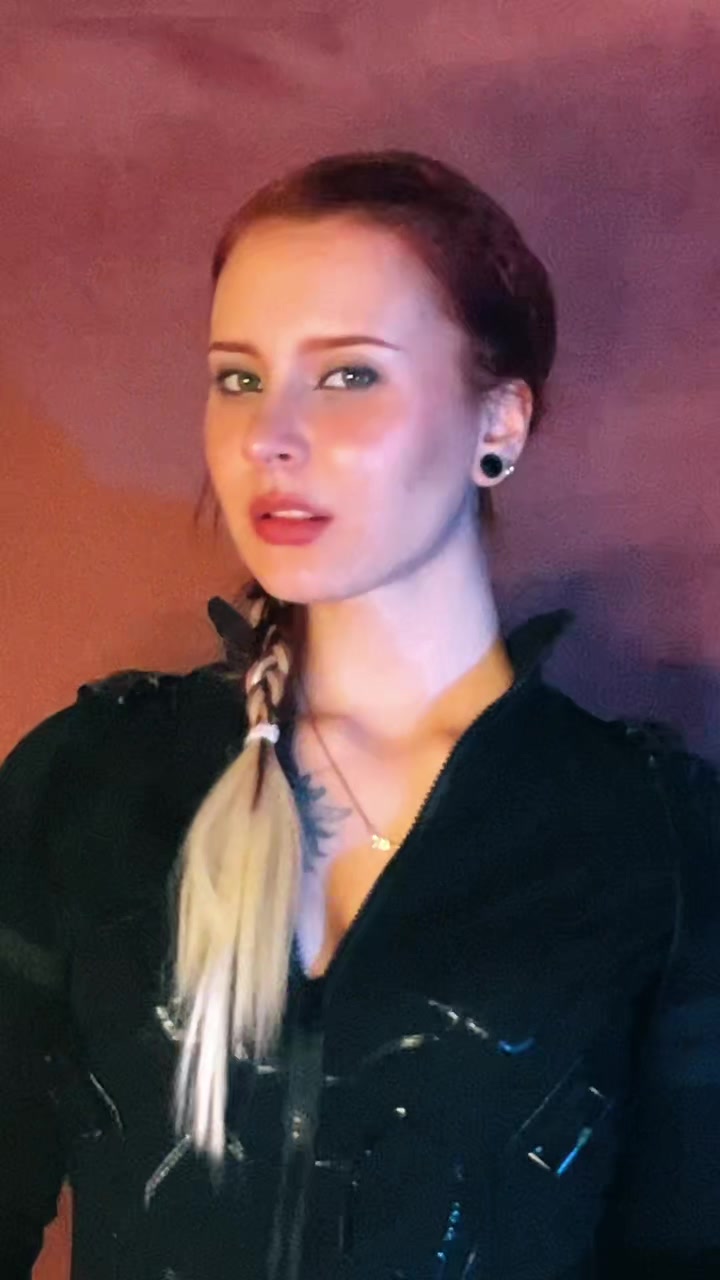 @𝙍𝙖𝙚 𝙍𝙖𝙚 🖤