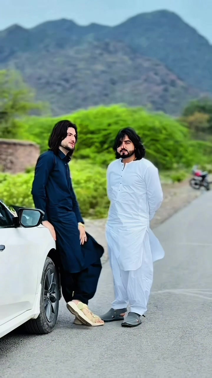 @Ustad Ali 😎