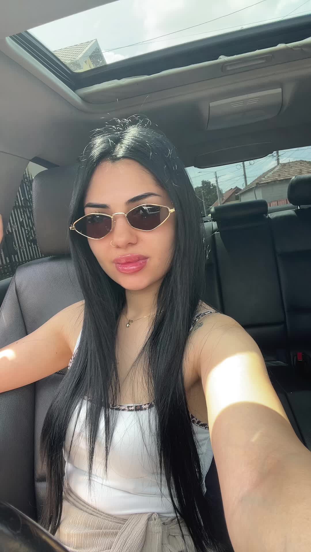 @Alina F. Yonella