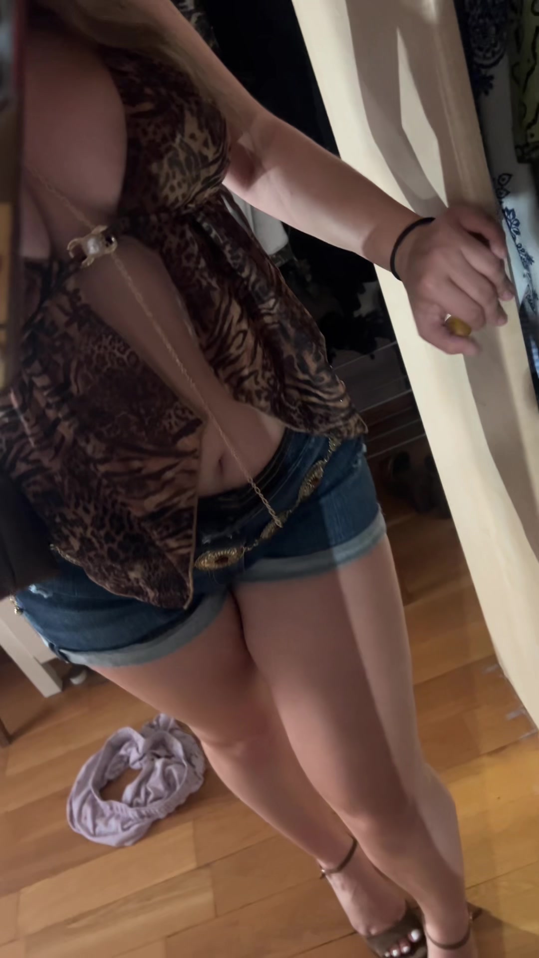 @upcoming milf