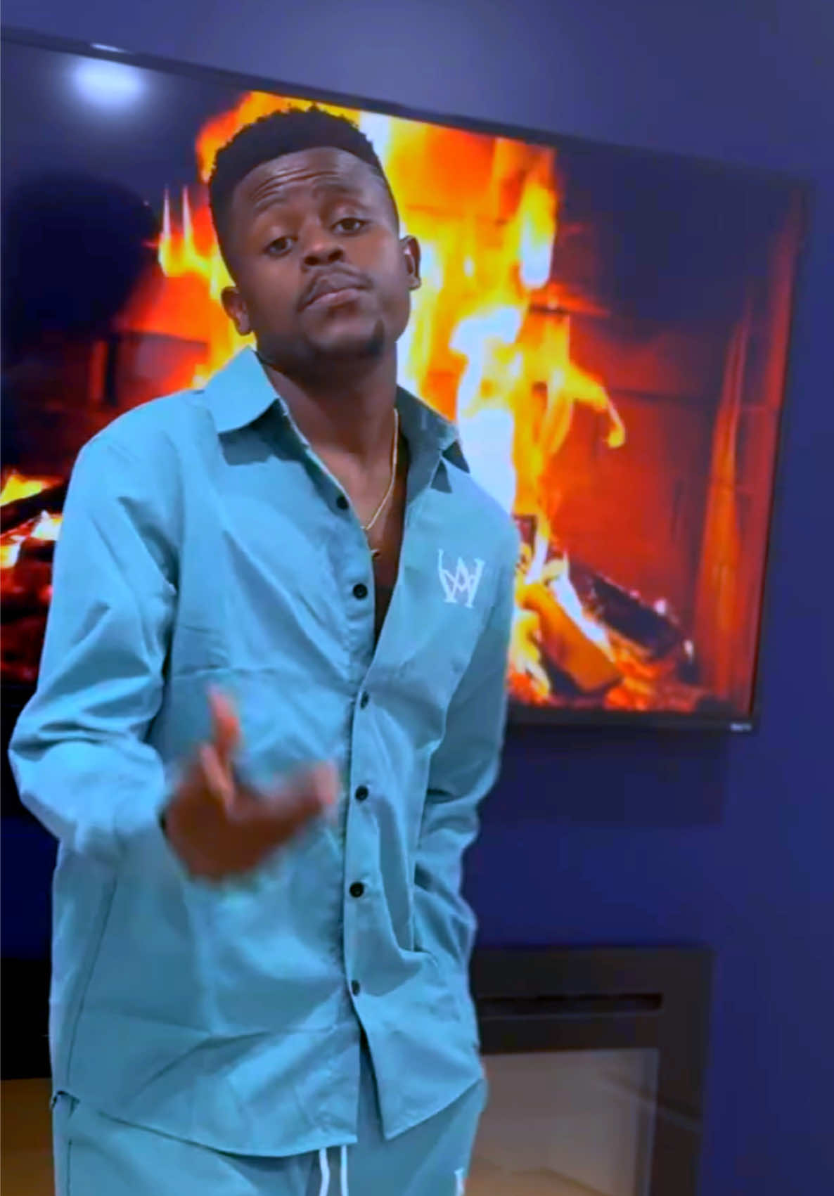 @KennyBizzoh(Mukamba Intl)