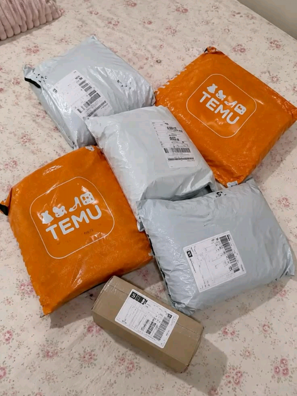 @ᴬⁿᵈʳᵉᵃ ˢʰᵒᵖ🛍️