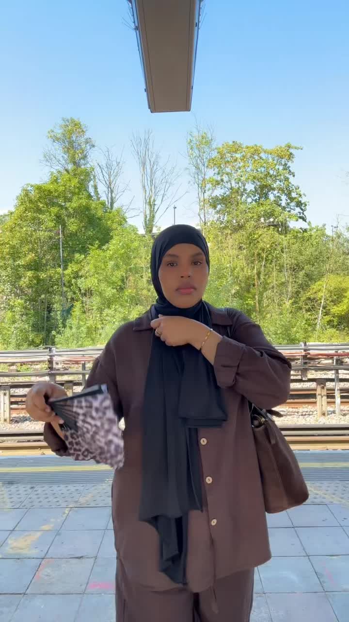 @Aisha🧸