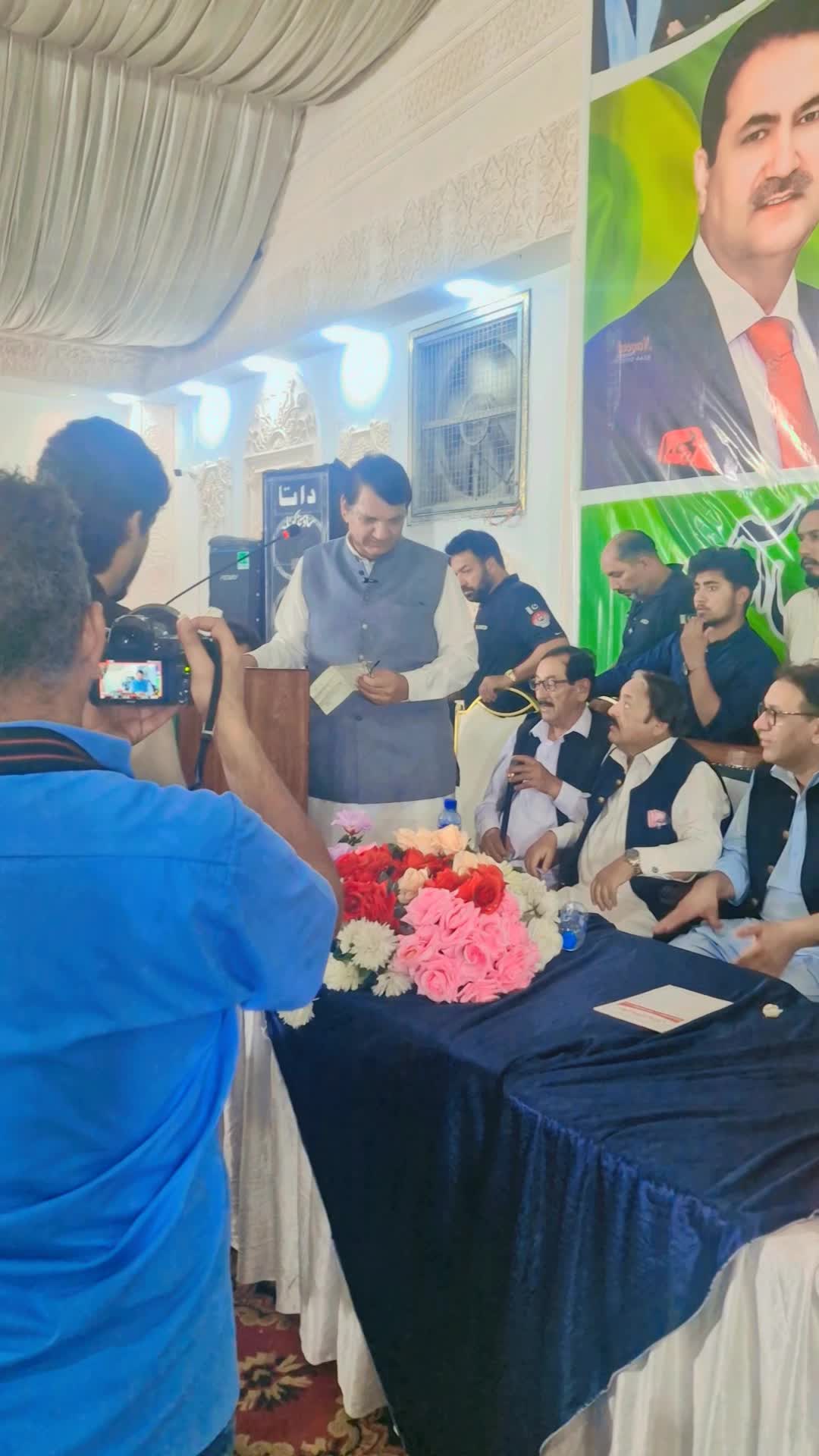 @shuJaa_Bhai