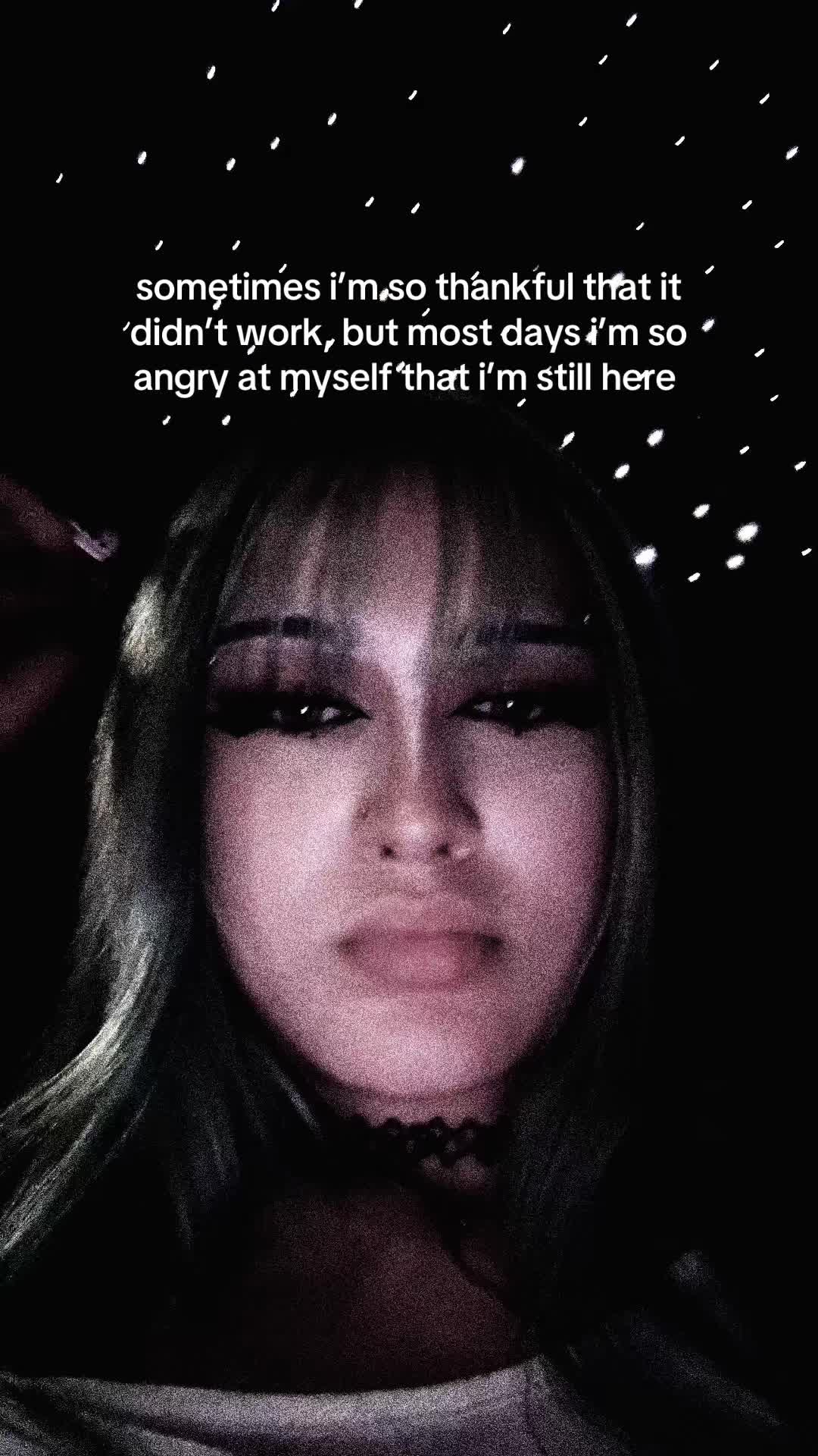 @maybealittebitemo