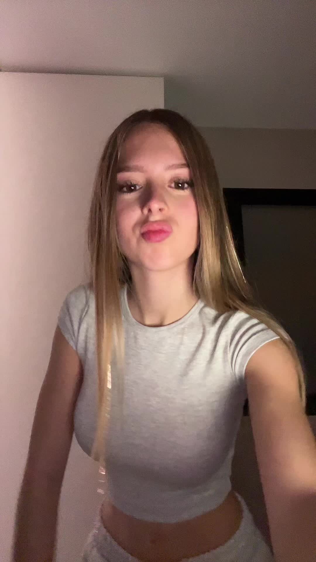 @𝒍𝒐𝒓𝒆
