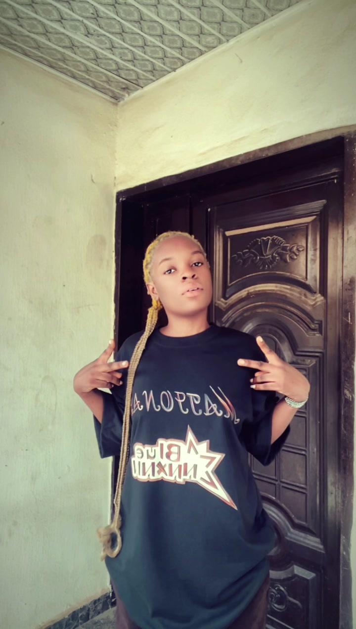 @OLUWATOYIN🖤