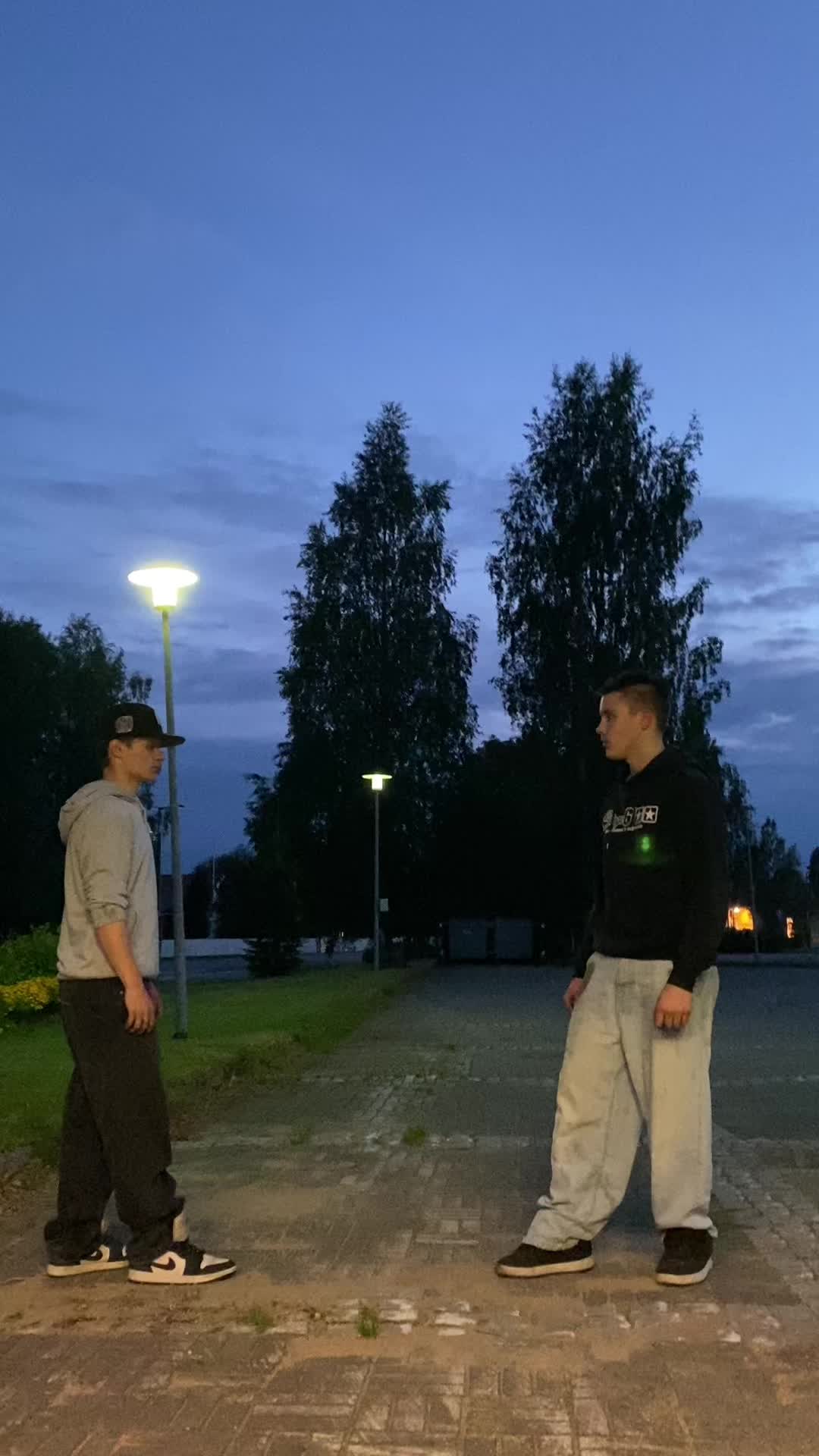 @𝕰𝖎𝖓𝖔