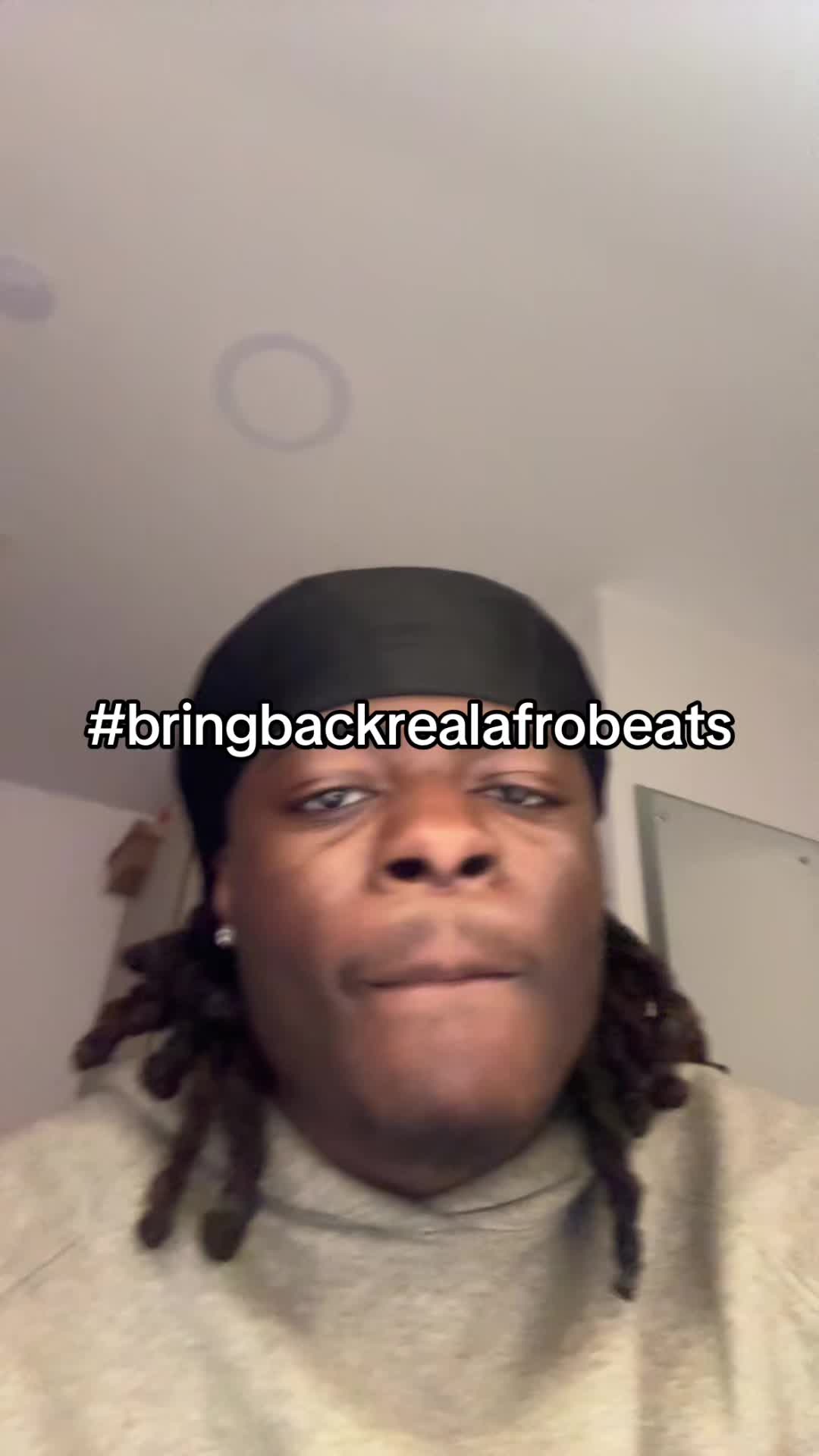 @wH