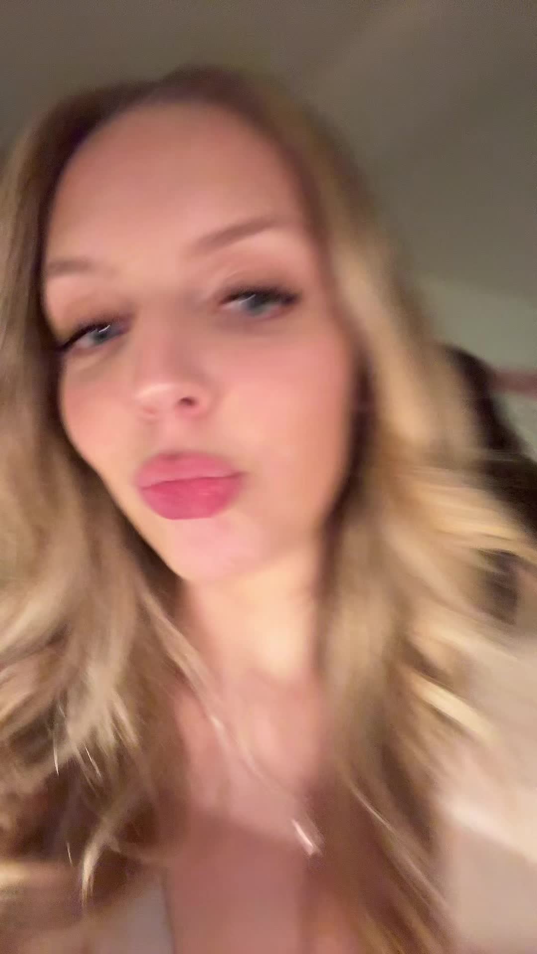 @Elise