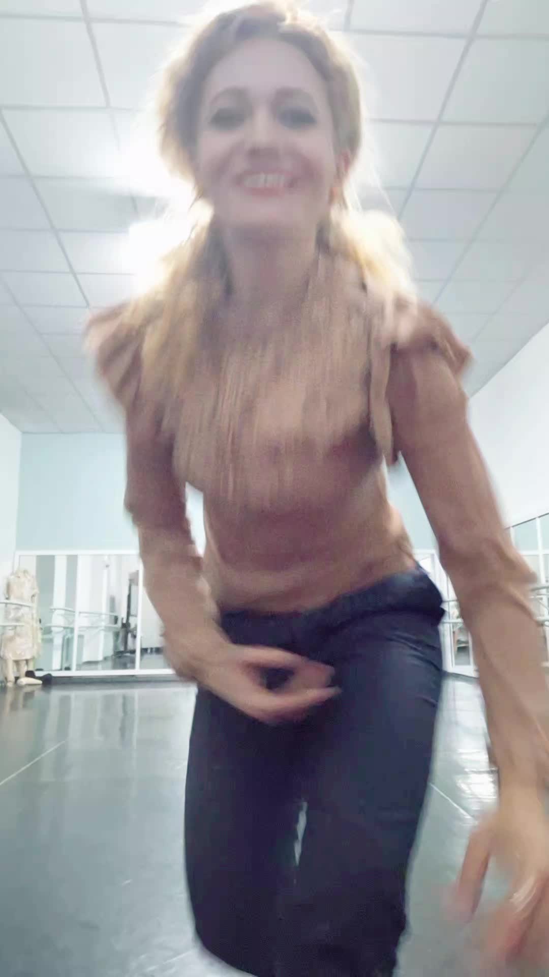 @Nicoleta