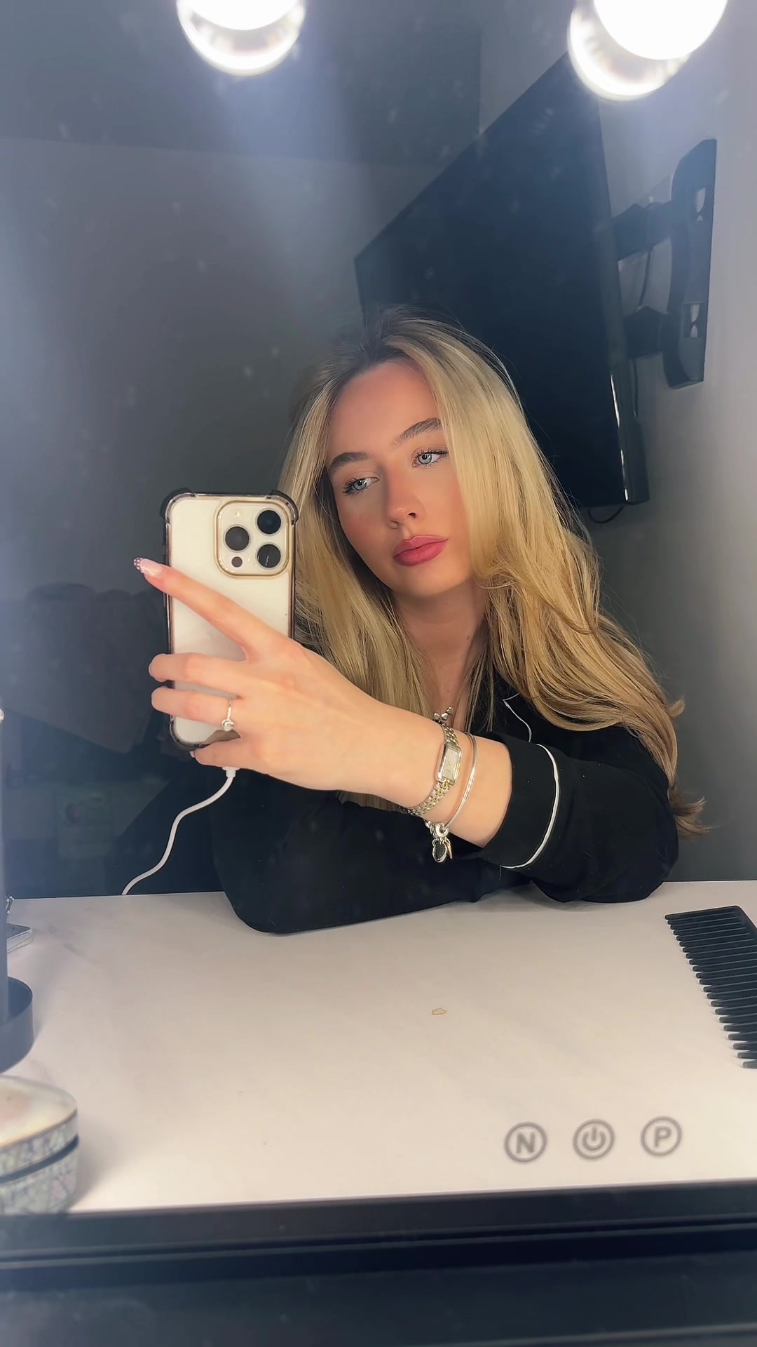 @xlilyroseevans
