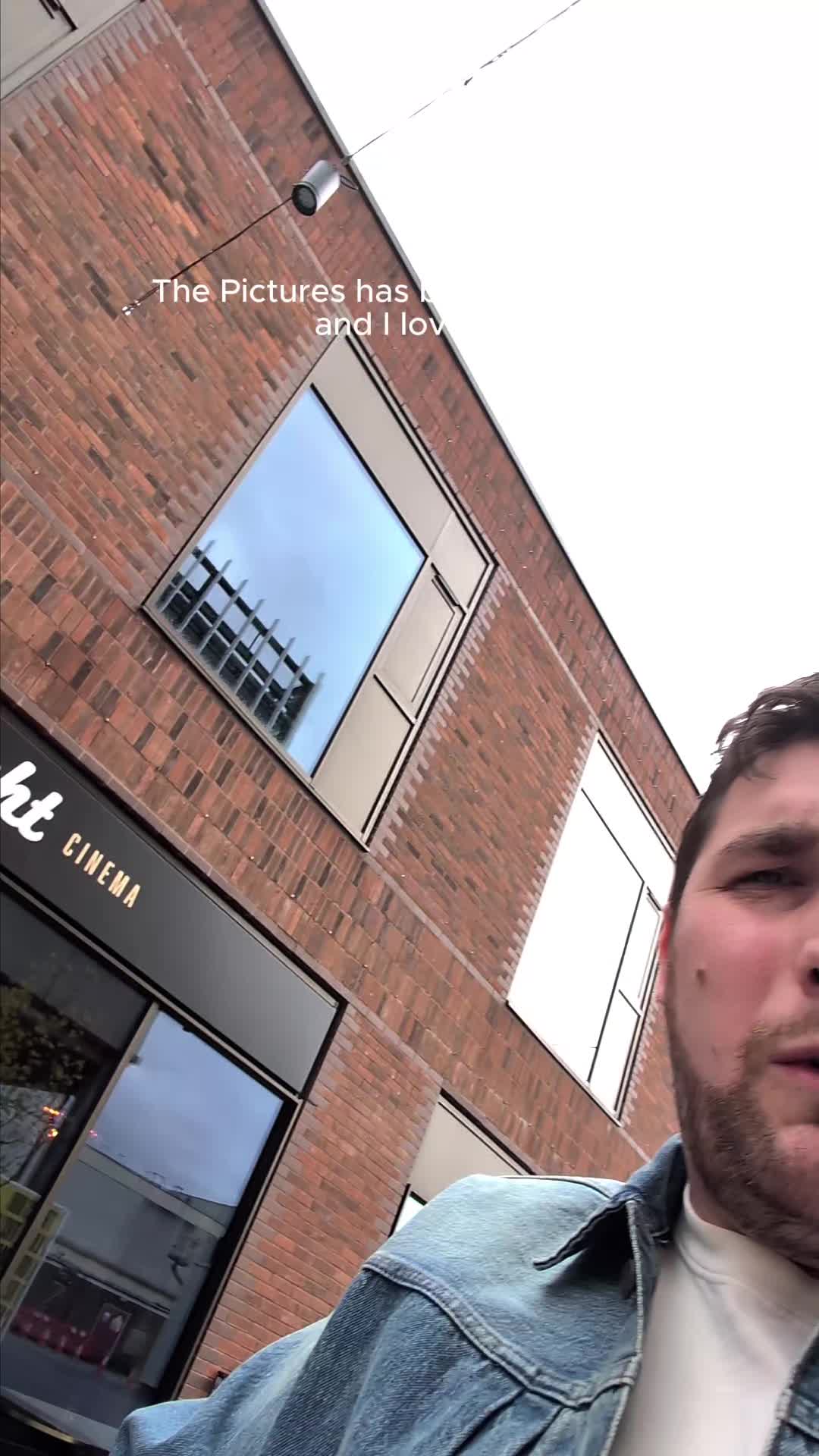 @Robbie Reviews