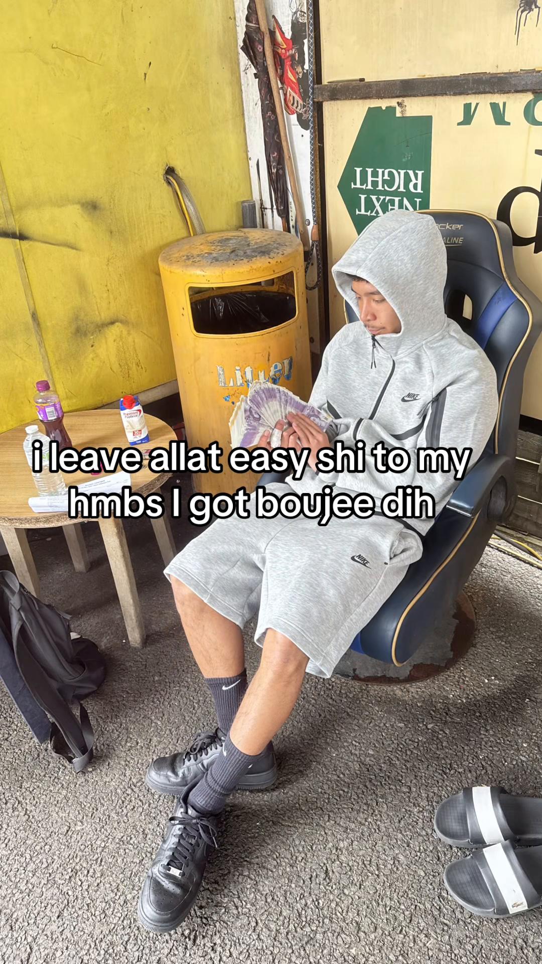 @Jayden