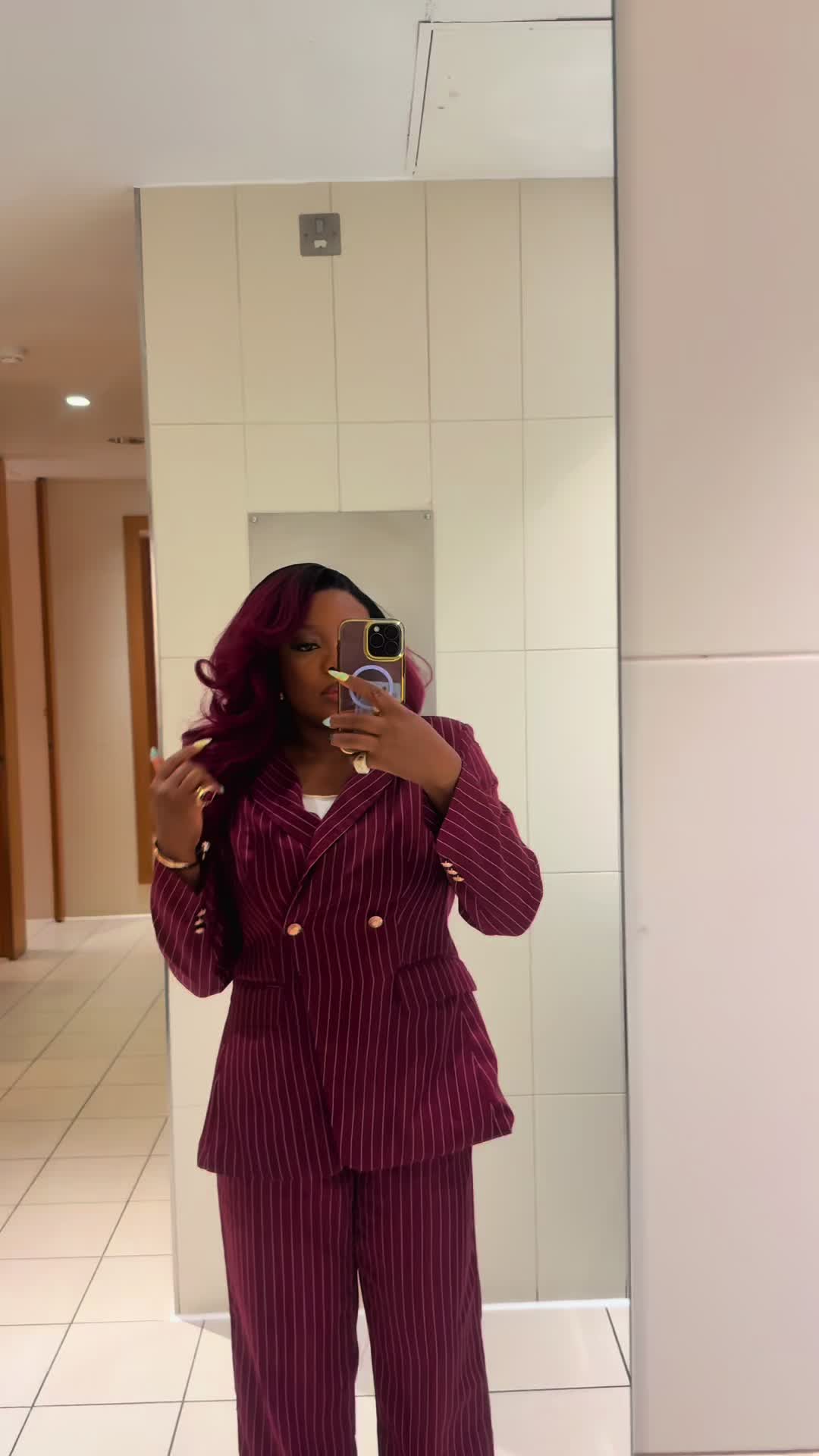 @Joy | Creative Woman