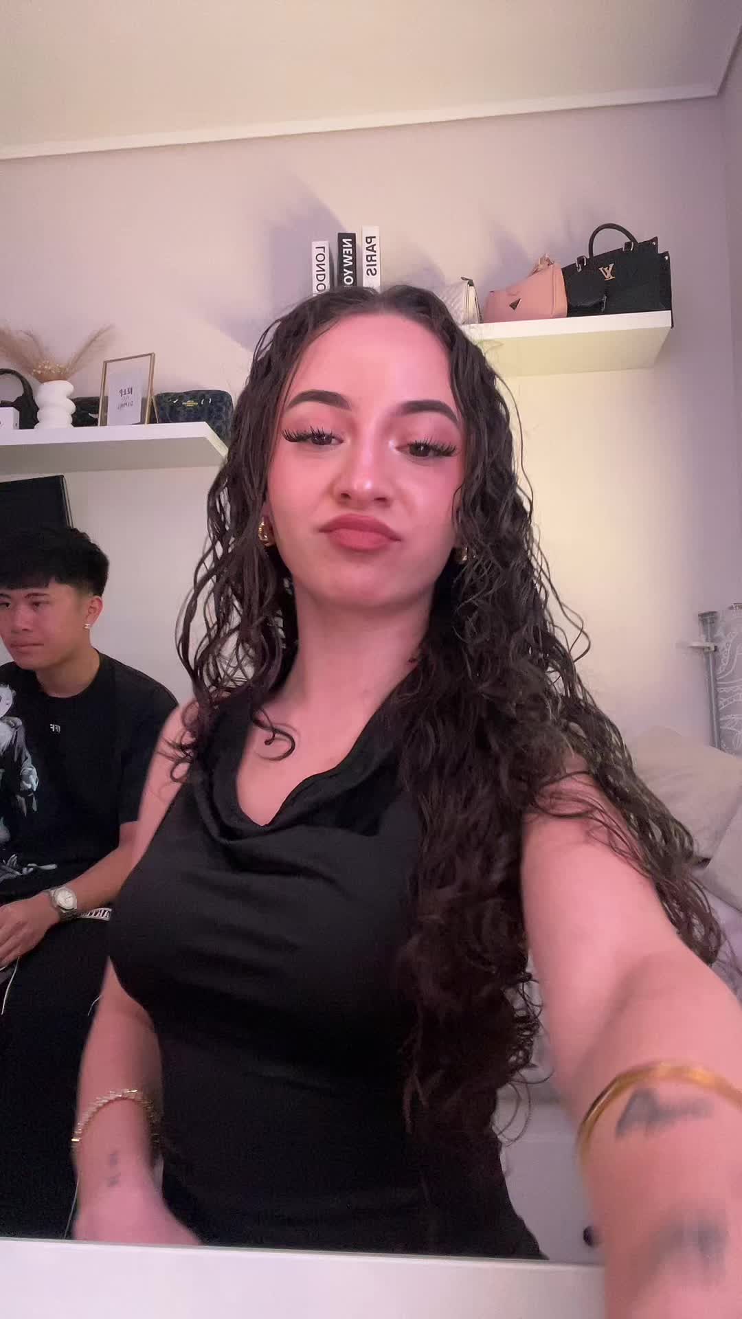 @𝓪𝓵𝓲𝓼𝓮𝓪🦋