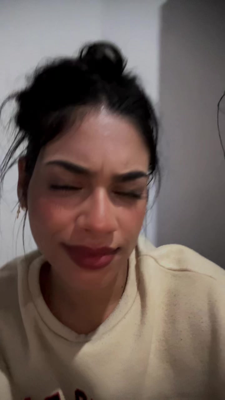 @Julia Mendes
