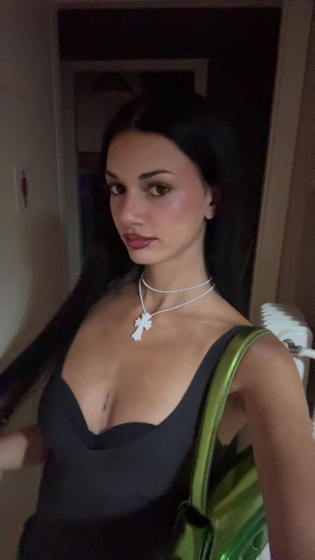 @v9