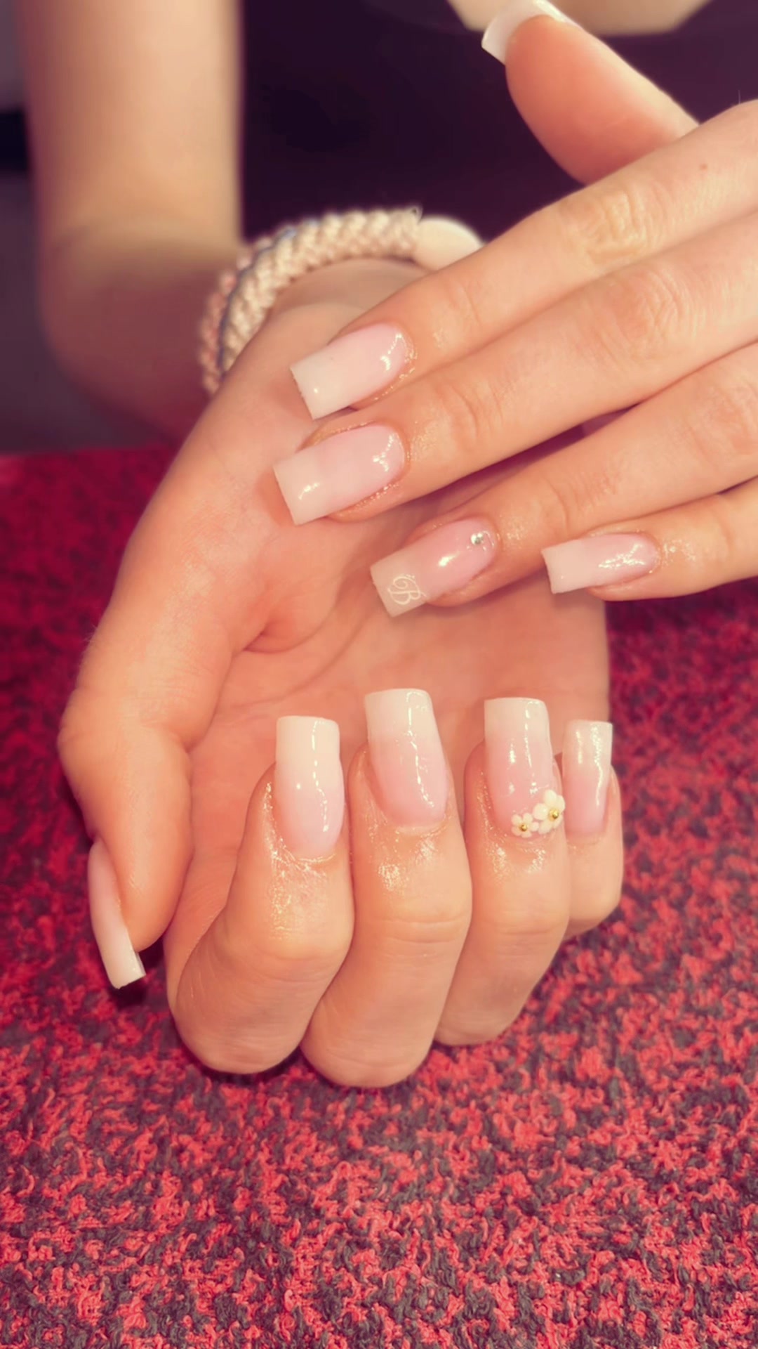 @𝓔𝓵𝓵𝓪💕