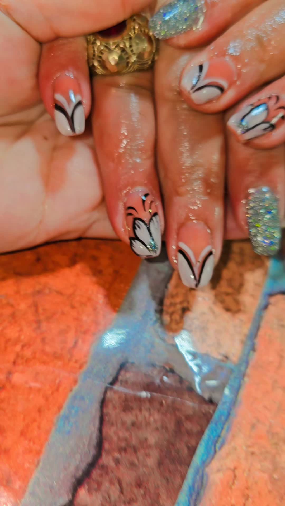 @Wrka ,,💅  Kalyo 🍀nais 🌠