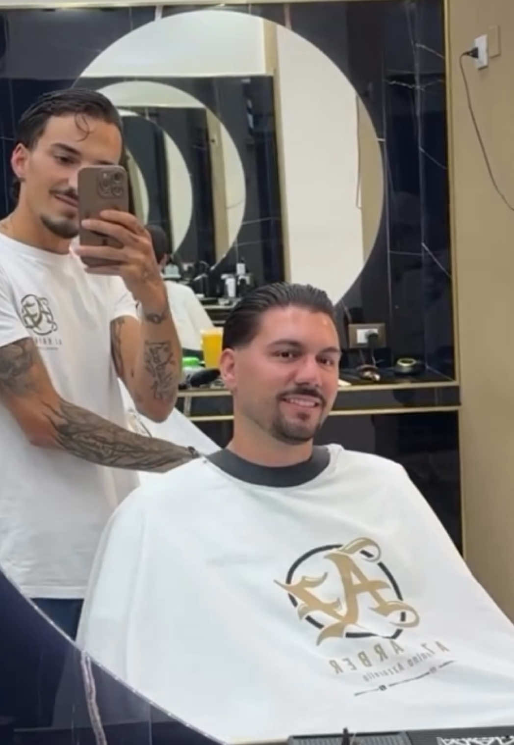 @AZ BARBER