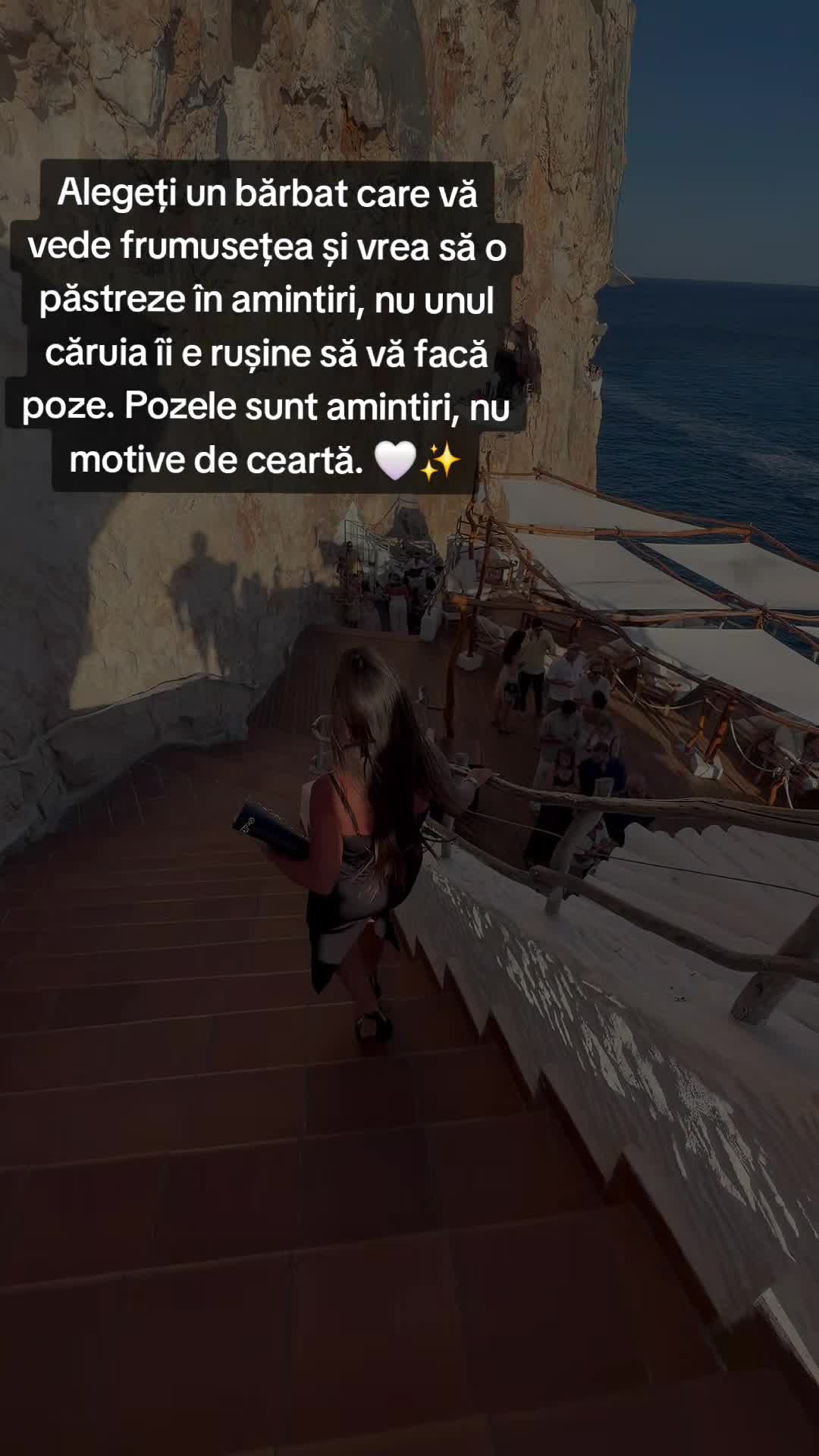 @Anneโค