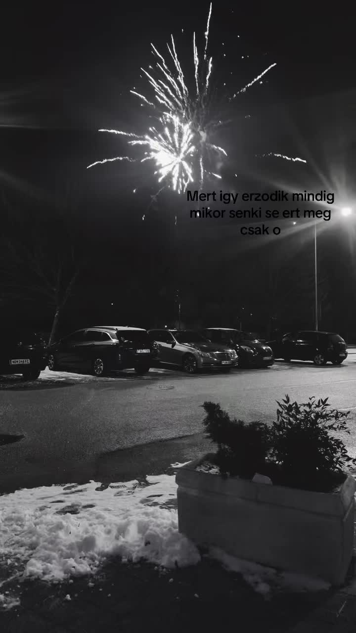 @𝐒