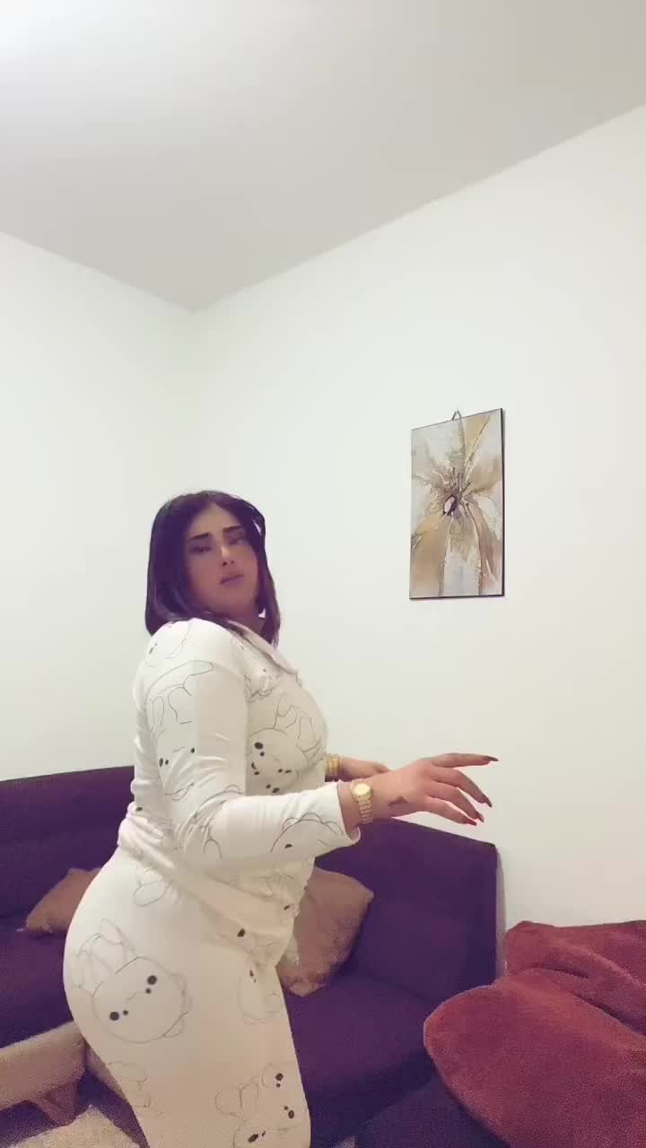 @𝐜𝐡𝐚𝐫𝐧𝐚𝐛𝐨𝐥𝐢