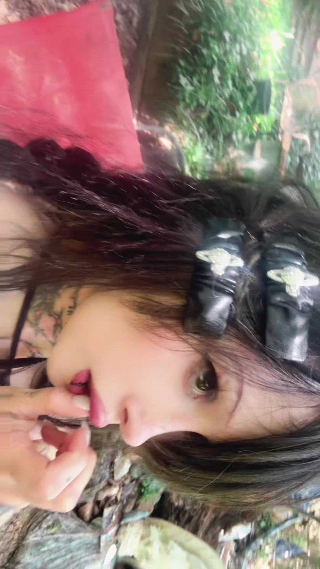 @zommmbri
