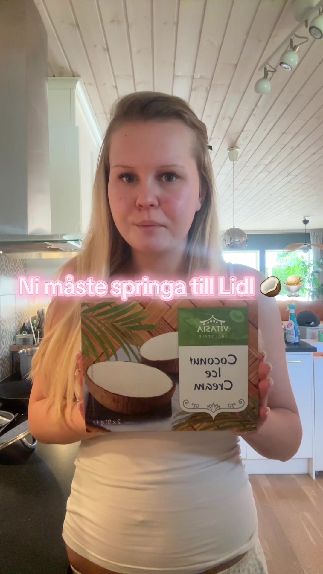 @Holly🛍️🥥🥂
