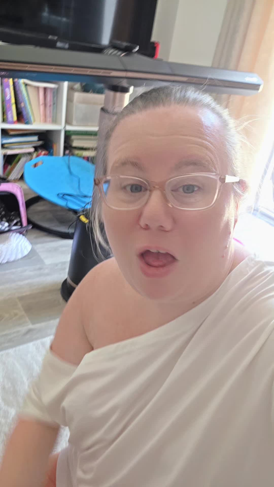 @MarriedWithMeltdowns